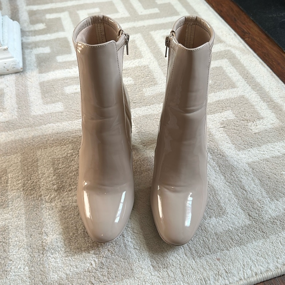 Nude patten leather boots